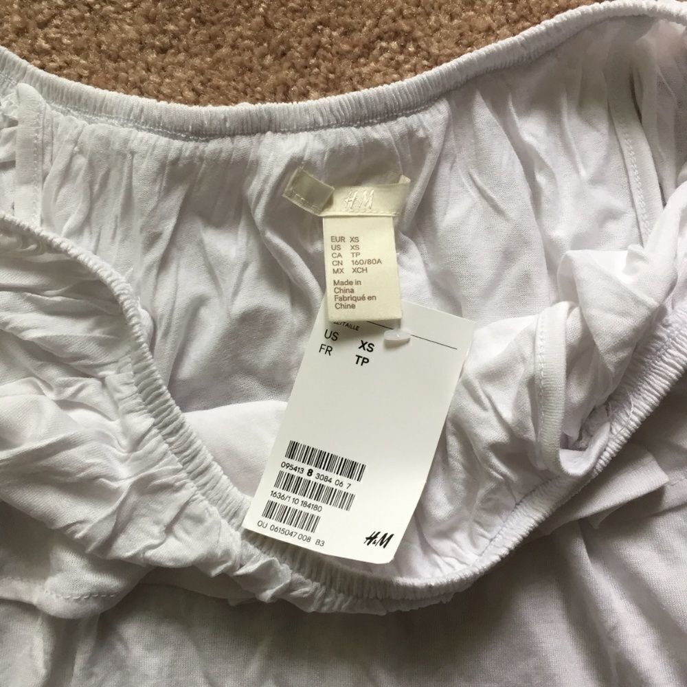 H&M White Off-the-Shoulder Top - Picture 7 of 7